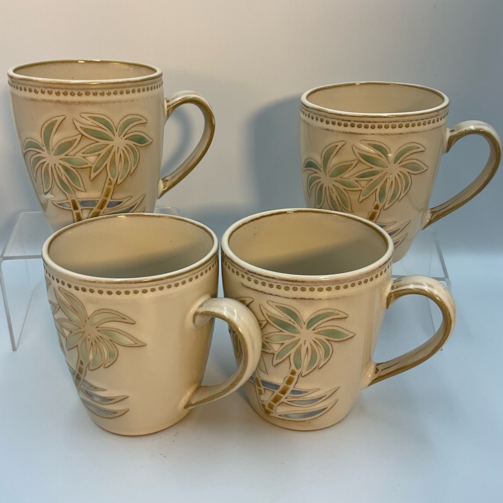 Pfaltzgraff Palm Mug Set - Tan and Green FOUR PIECE